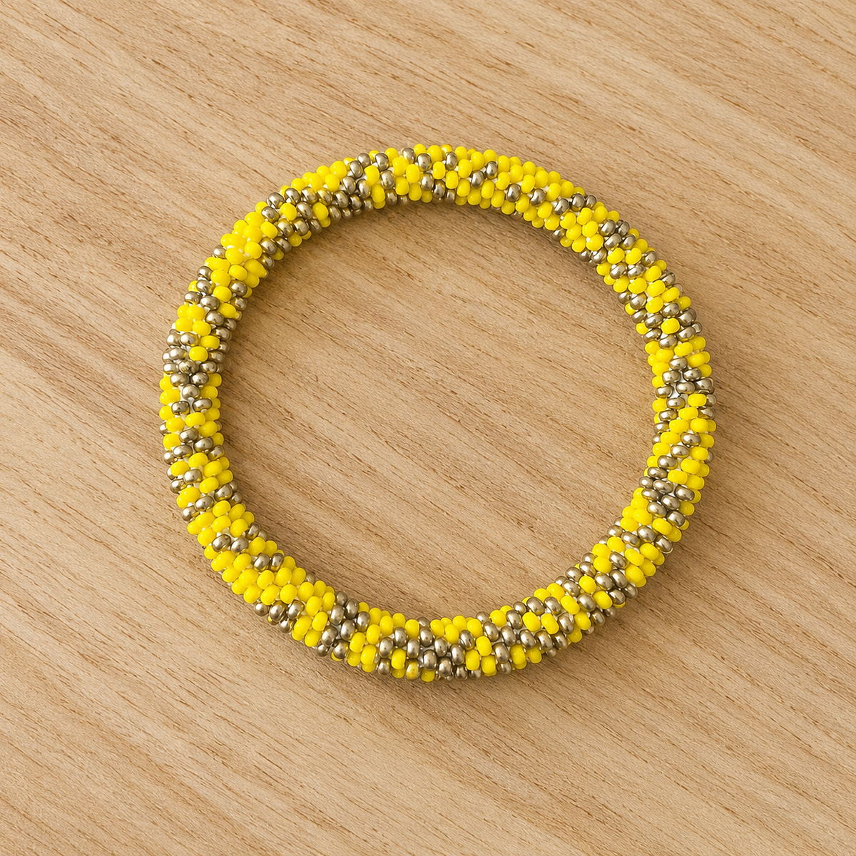 Bracelet népalais – Trésors de Ava jaune
