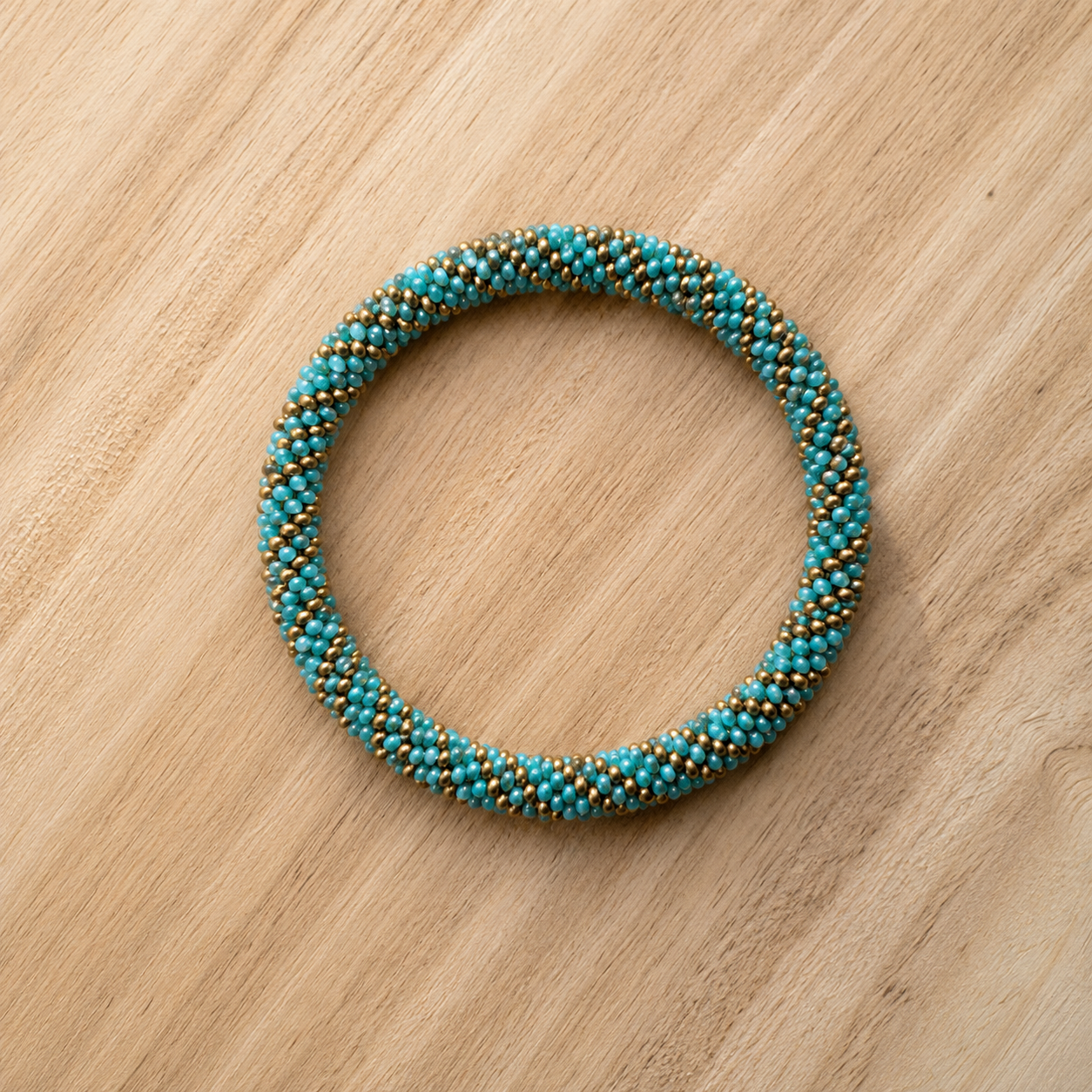 Bracelet népalais – Trésors de Ava turquoise