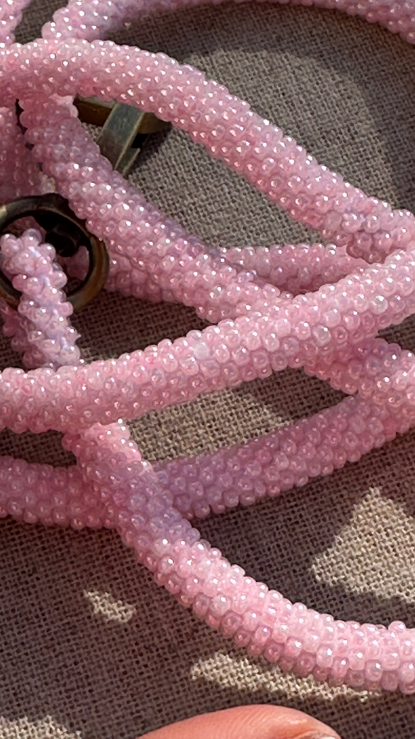 Cordon de Téléphone en Perles de verre – unique, tendance et responsable #A24 rose baby girl