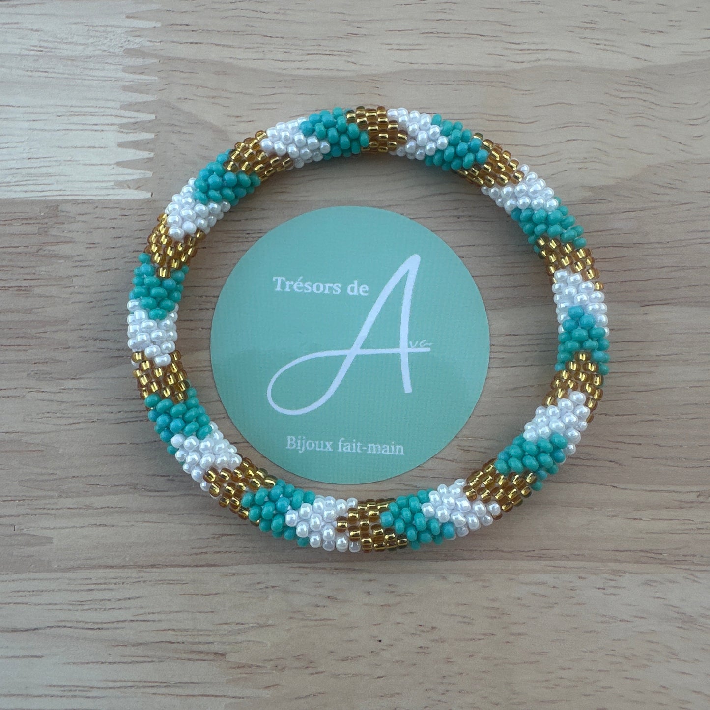 Bracelet népalais T06