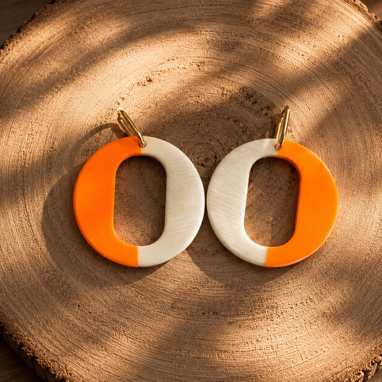 Boucles d’oreilles Signature en corne naturelle Summer | Trésors de Ava
