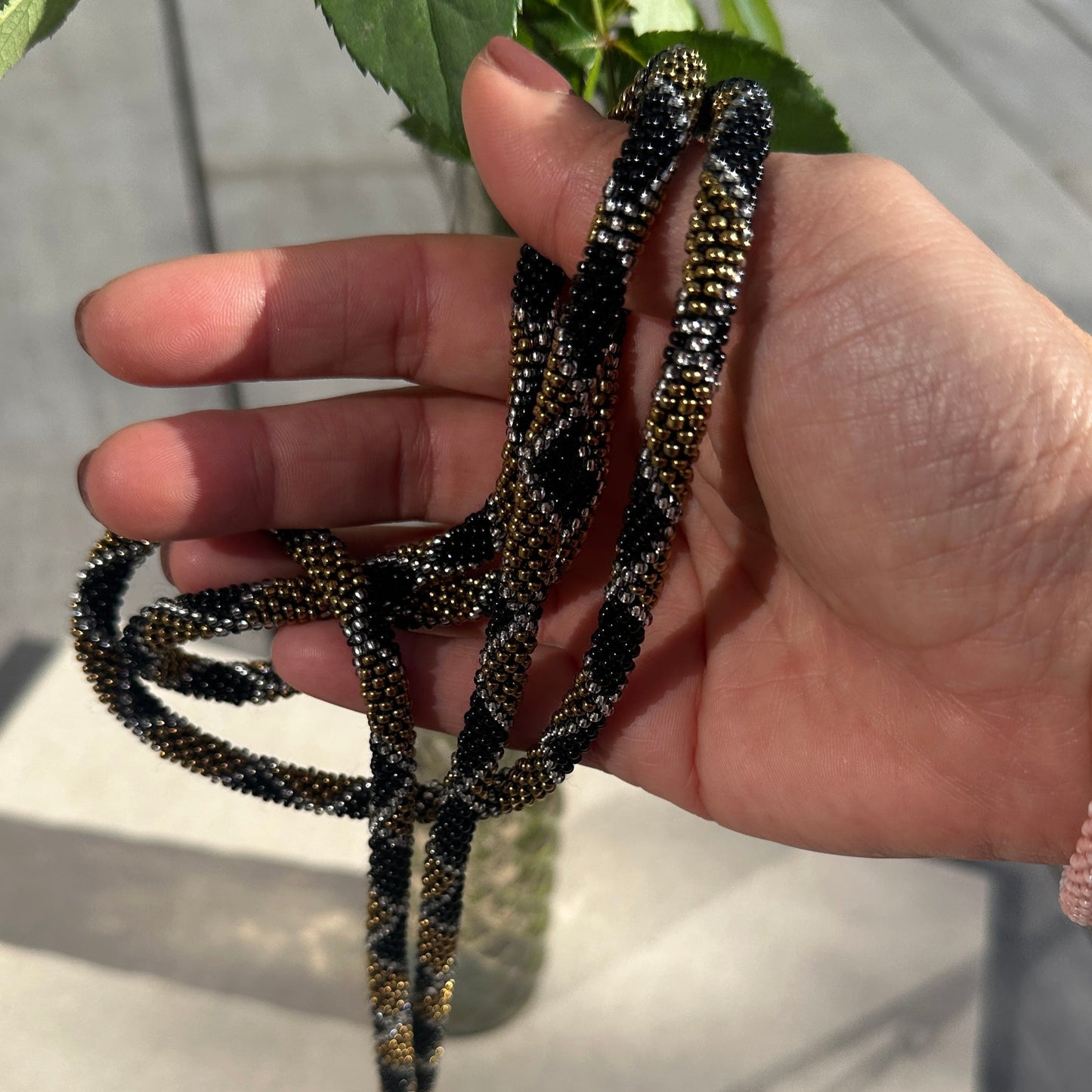 Cordon de Téléphone en Perles de verre – unique, tendance et  responsable  #A38 bronze, transparent et noir