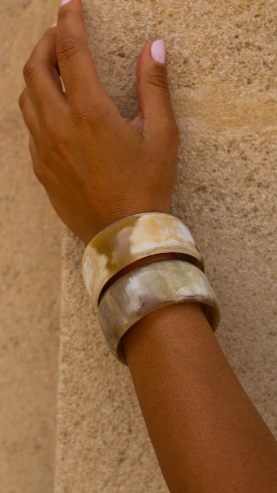 Bracelet manchette naturelle XL