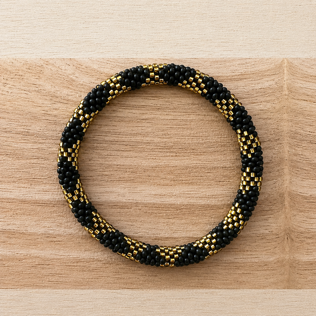 Bracelet népalais  – Trésors de Ava BlackGOLD04
