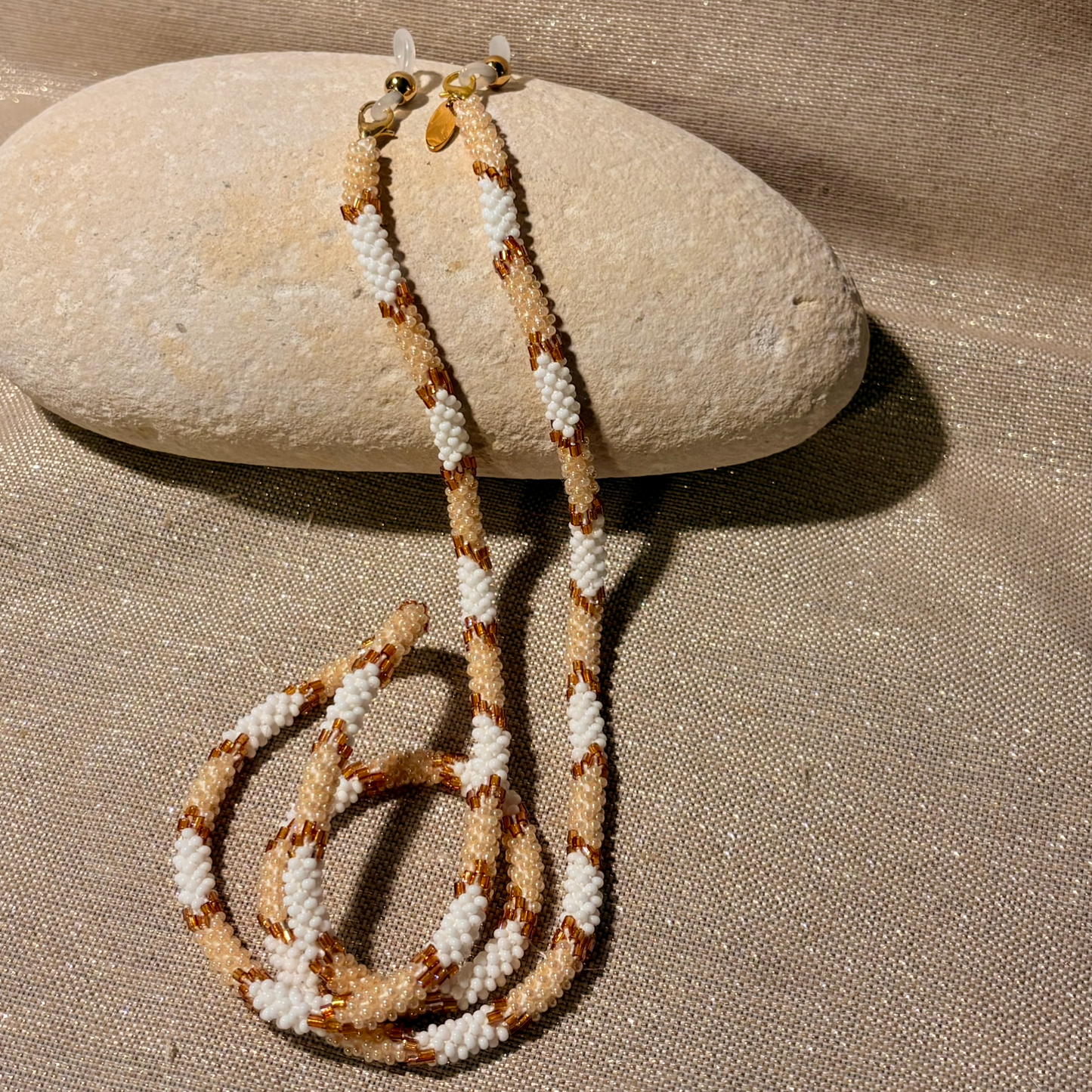 Cordon à lunettes – tissage artisanal du Népal champagne