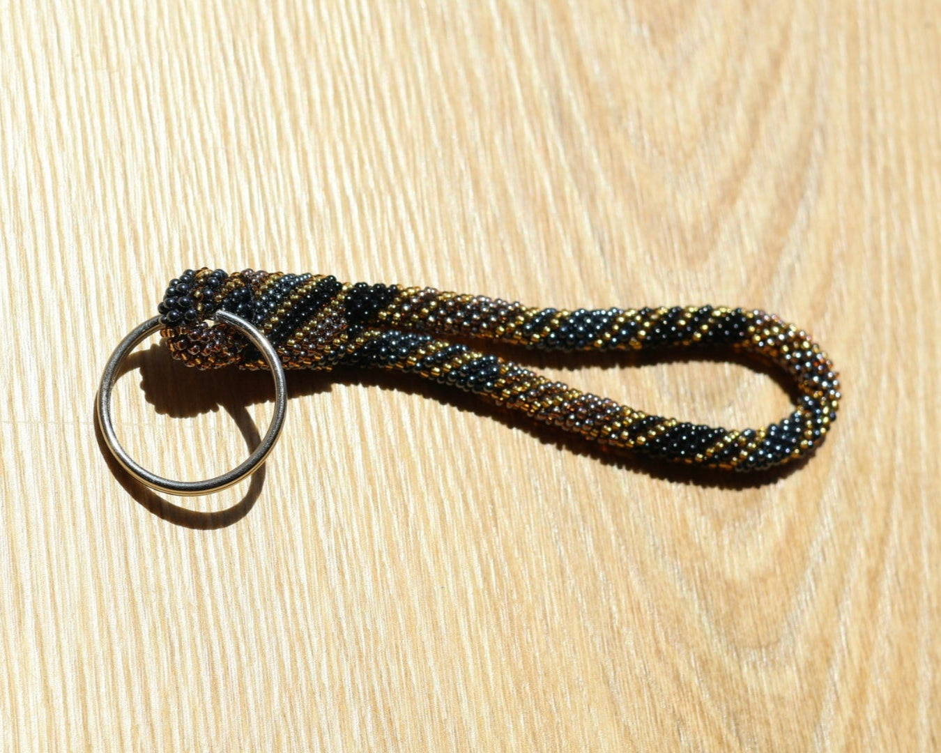 Porte-Clés Népalais Gris doré et noir